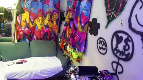 Snapshot of eandj8786 chatting on 22, 2, 2025 Kryztal Klear Jaxx online show from 22, 2, 2025