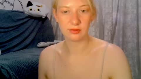 Snapshot of earn_my_lily chatting on 2, 7, 2026 Lily online show from 2, 7, 2026