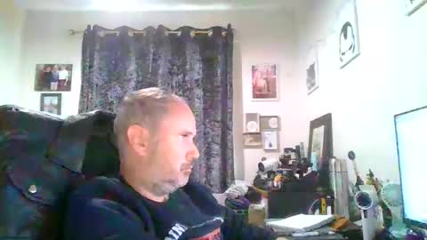 Snapshot of eastmidssoul chatting on 23, 10, 2025 eastmidssoul online show from 23, 10, 2025