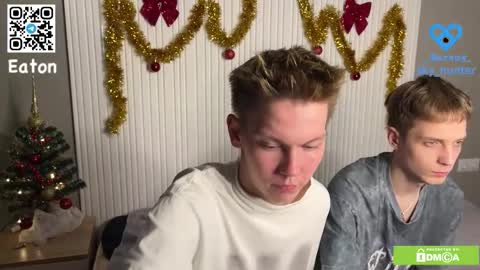 Snapshot of eaton_ chatting on 14, 12, 2025 eaton_ online show from 14, 12, 2025