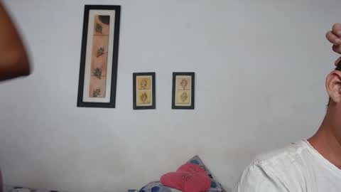 Laraand Drake online show from 27, 1, 2025