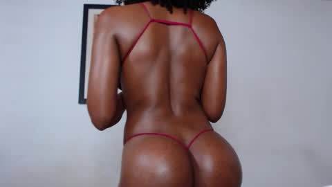 Laraand Drake online show from 12, 11, 2025