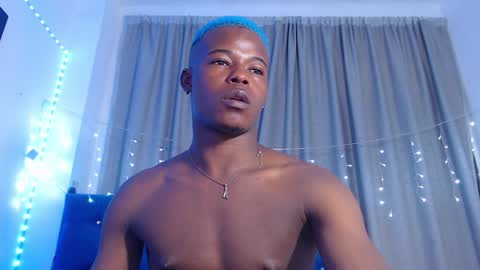 Chris Palaz  online show from 6, 12, 2024