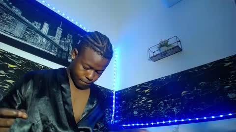 Chris Palaz  online show from 10, 10, 2025