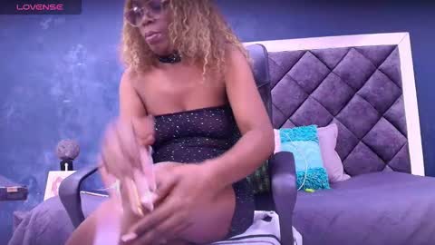 Snapshot of ebony__jheim chatting on 6, 3, 2026 jheim online show from 6, 3, 2026