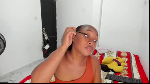 Snapshot of ebony_banks chatting on 22, 5, 2026 Liz online show from 22, 5, 2026