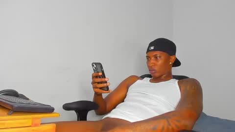 Snapshot of ebony_brandons chatting on 14, 2, 2025 Brandon online show from 14, 2, 2025