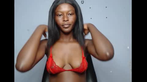 Snapshot of ebony_dark_melaninqueen chatting on 28, 9, 2025 vicky online show from 28, 9, 2025