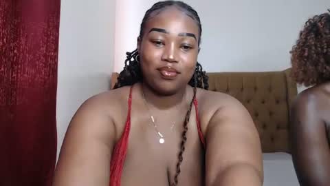 Snapshot of ebony_doll5 chatting on 26, 6, 2026 ebony_doll5 online show from 26, 6, 2026