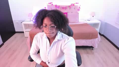 ebony_fantasy2 online show from 19, 9, 2025