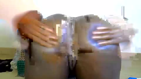 Snapshot of ebony_lynne chatting on 20, 6, 2026 ebony_lynne online show from 20, 6, 2026
