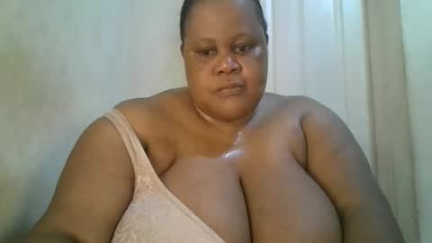 ebony_magixs online show from 25, 9, 2025