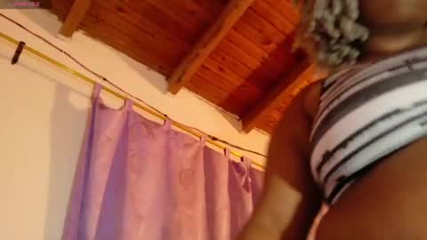 Snapshot of ebony_neighbormoans chatting on 10, 6, 2026 LINA online show from 10, 6, 2026
