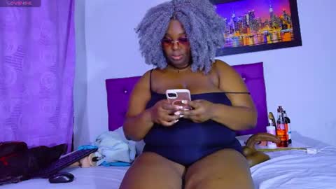 Snapshot of ebony_neighbormoans chatting on 14, 7, 2026 LINA online show from 14, 7, 2026