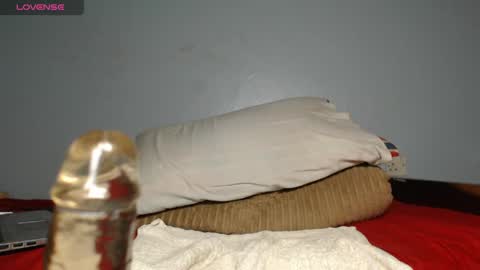 Snapshot of ebony_petite01 chatting on 13, 5, 2026 EBONY PETITE online show from 13, 5, 2026