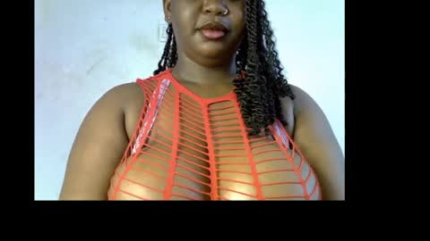 Snapshot of ebony_plumx12 chatting on 23, 4, 2026 Prisy online show from 23, 4, 2026