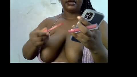 Snapshot of ebony_plumx12 chatting on 25, 4, 2026 Prisy online show from 25, 4, 2026