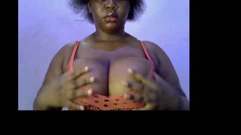 Snapshot of ebony_plumx12 chatting on 21, 5, 2026 Prisy online show from 21, 5, 2026