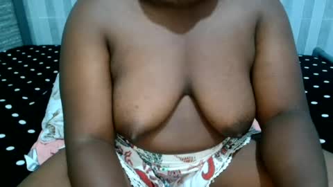 Snapshot of ebony_sabrina chatting on 14, 6, 2026 Sabrina online show from 14, 6, 2026