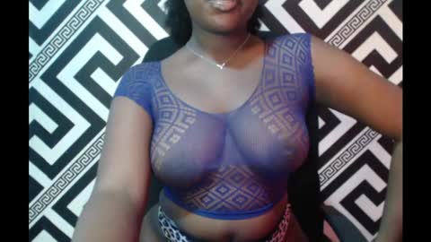 Snapshot of ebony_sexy_queen chatting on 25, 2, 2025 Racheal online show from 25, 2, 2025
