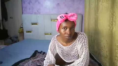 Snapshot of ebony_sugarbabe chatting on 18, 5, 2026 ebony_sugarbabe online show from 18, 5, 2026