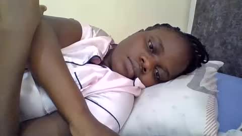 Snapshot of ebony_tasha chatting on 29, 5, 2026 tasha online show from 29, 5, 2026