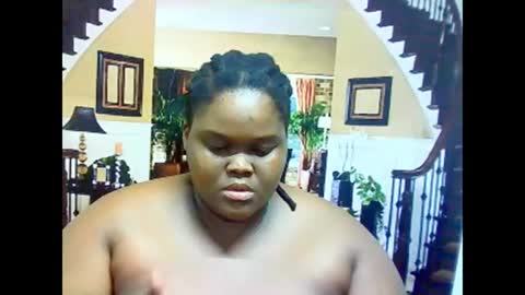 ebonyhotbuns4u2luv online show from 4, 3, 2025