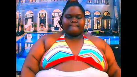 Snapshot of ebonyhotbuns4u2luv chatting on 20, 4, 2026 ebonyhotbuns4u2luv online show from 20, 4, 2026