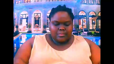 Snapshot of ebonyhotbuns4u2luv chatting on 7, 5, 2026 ebonyhotbuns4u2luv online show from 7, 5, 2026