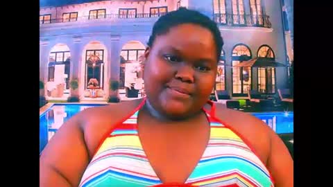 Snapshot of ebonyhotbuns4u2luv chatting on 21, 5, 2026 ebonyhotbuns4u2luv online show from 21, 5, 2026