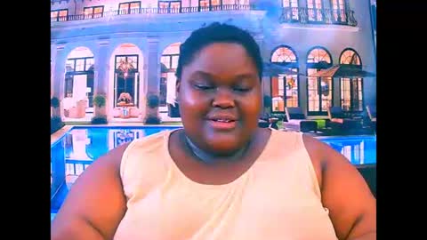 Snapshot of ebonyhotbuns4u2luv chatting on 26, 5, 2026 ebonyhotbuns4u2luv online show from 26, 5, 2026