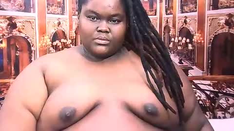 Snapshot of ebonyhotbuns4u2luv chatting on 18, 6, 2026 ebonyhotbuns4u2luv online show from 18, 6, 2026
