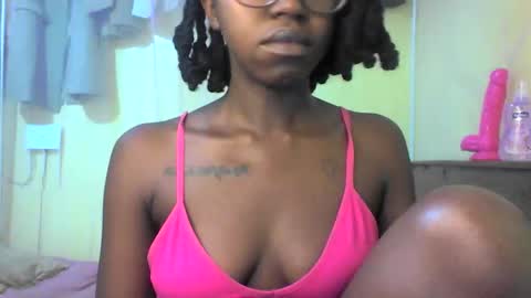 Ebonymuse2 online show from 18, 5, 2026