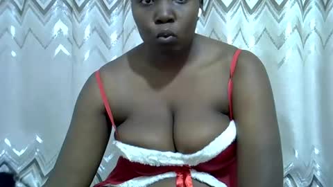 Snapshot of ebonytiffany chatting on 2, 3, 2025 ebonytiffany online show from 2, 3, 2025