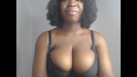 Snapshot of ebonyx_dripqueen chatting on 26, 11, 2025 Loveth online show from 26, 11, 2025