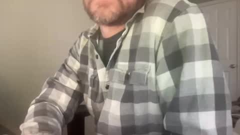 Snapshot of eburtes chatting on 5, 5, 2026 Erik online show from 5, 5, 2026