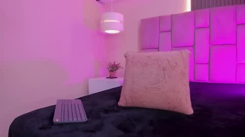 eclipse_divina online show from 6, 1, 2026