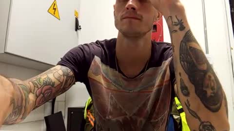 Snapshot of ed_big_cock chatting on 9, 3, 2025 Edd Gallego online show from 9, 3, 2025