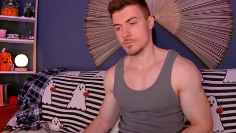 Snapshot of eddieds chatting on 1, 10, 2025 Eddie online show from 1, 10, 2025