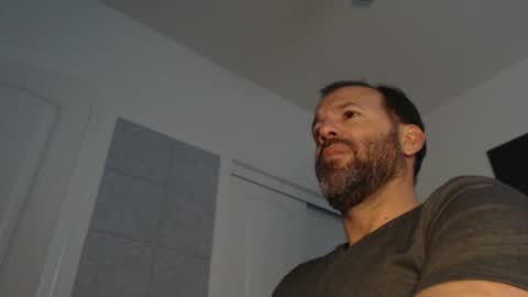 Snapshot of edge_masters chatting on 2, 2, 2025 EdgeM online show from 2, 2, 2025