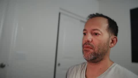 Snapshot of edge_masters chatting on 2, 10, 2025 EdgeM online show from 2, 10, 2025