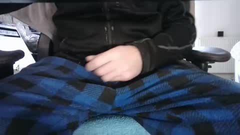 Snapshot of edged_biker chatting on 1, 12, 2025 edged biker online show from 1, 12, 2025