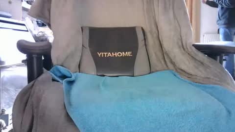 Snapshot of edged_biker chatting on 22, 12, 2025 edged biker online show from 22, 12, 2025