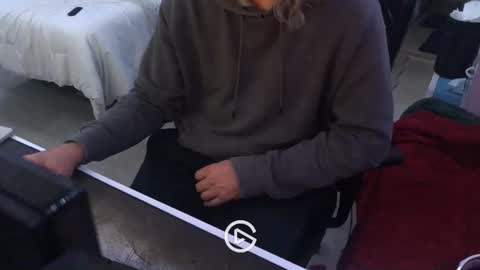 Snapshot of edgemeallnight chatting on 15, 11, 2025 edgemeallnight online show from 15, 11, 2025