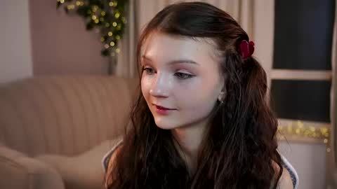 Lisa  online show from 22, 2, 2026