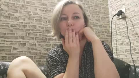 Snapshot of edithmanning chatting on 13, 12, 2024 edithmanning online show from 13, 12, 2024
