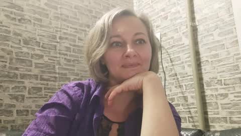 Snapshot of edithmanning chatting on 16, 12, 2024 edithmanning online show from 16, 12, 2024
