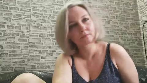Snapshot of edithmanning chatting on 3, 3, 2025 edithmanning online show from 3, 3, 2025