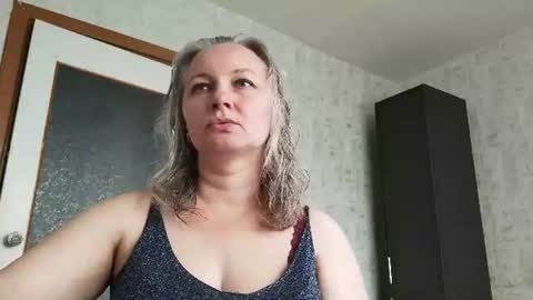 Snapshot of edithmanning chatting on 12, 6, 2026 edithmanning online show from 12, 6, 2026
