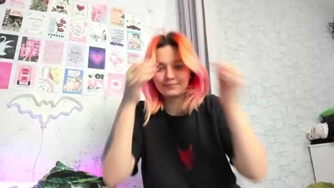 Snapshot of edna_dana chatting on 20, 12, 2024 Edna online show from 20, 12, 2024